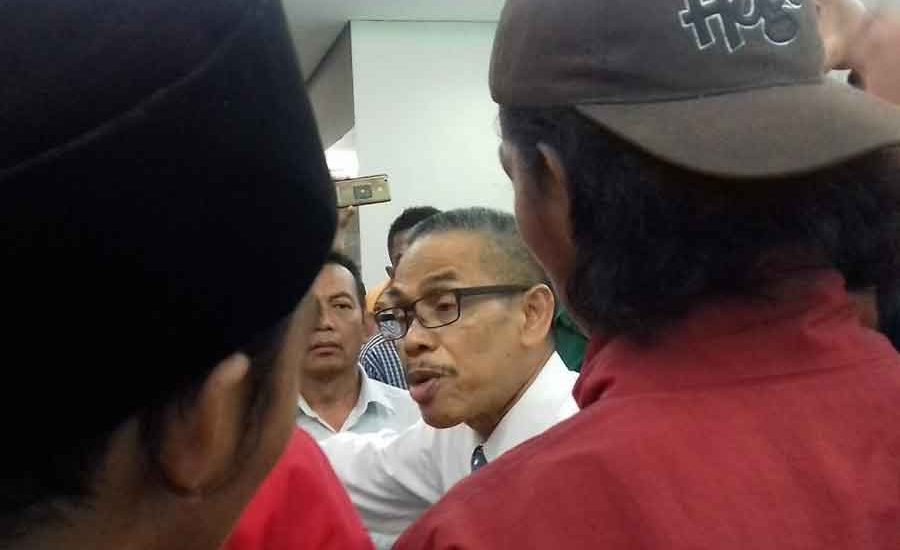 Mahasiswa Lakukan Aksi, Gang Dosen Tidak Akan Tutup Permanen